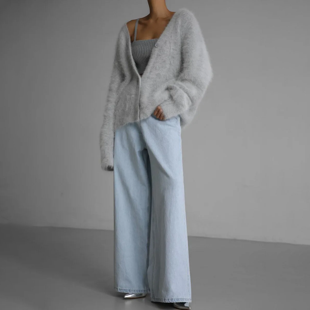 Cardigan Women’s V-Neck Oversized Fit with Button Closure | D&S - 5 - Dublin-stylehouse