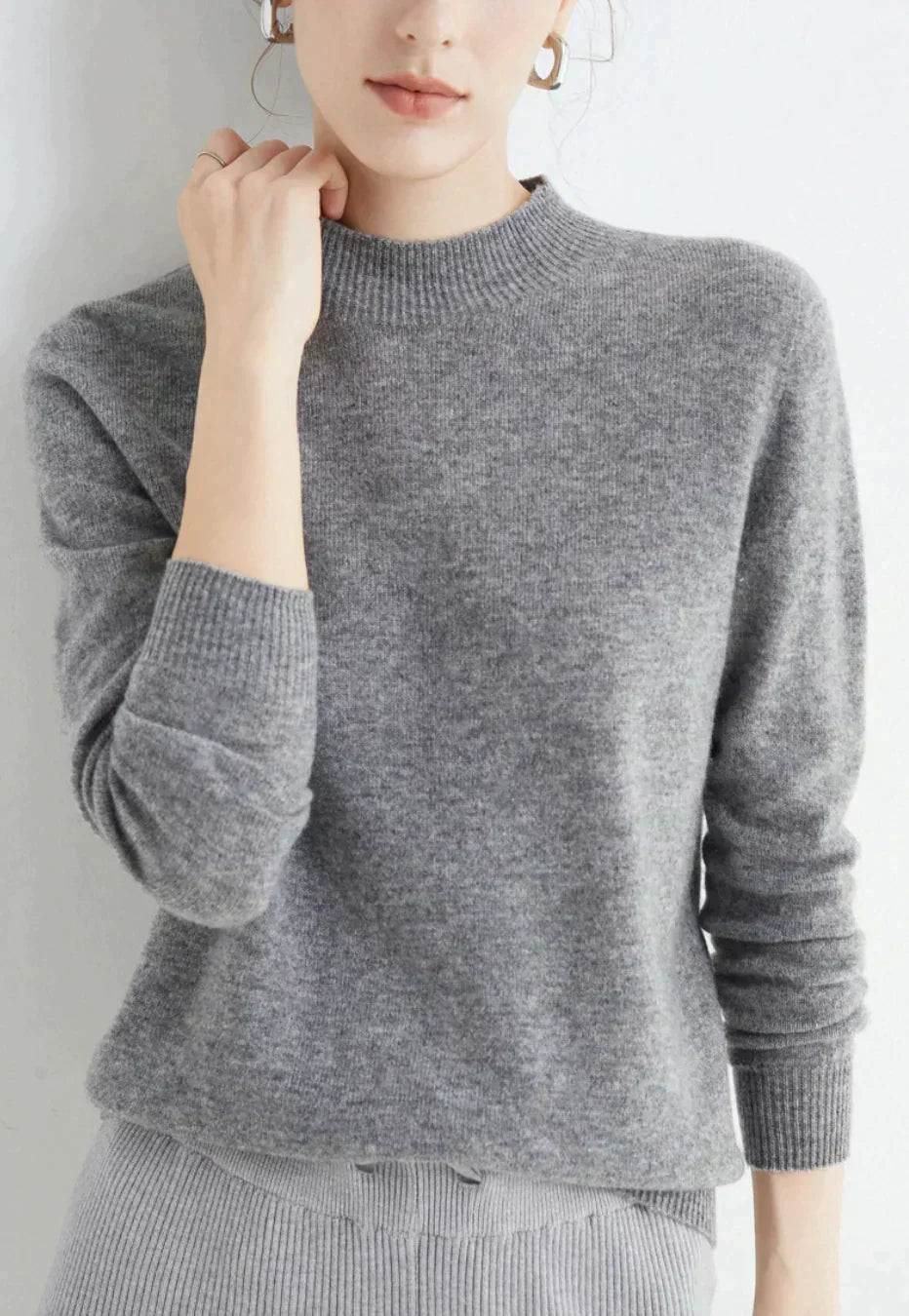 Women's Sweater | Classic Round Neck with Long Sleeves | D&S - 17 - Dublin-stylehouse